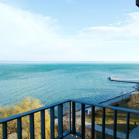 Club 218 Wellness Luxus * Siófok